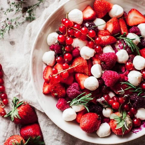 Holly Berry Cluster Platter